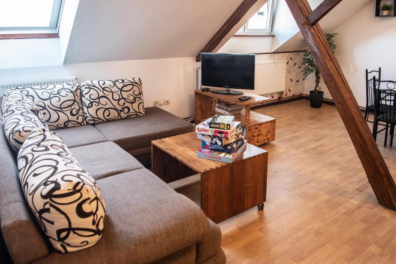Podkrovni Apartman S Vyhledem Na Namesti Lomnice nad Lužnicí Buitenkant foto
